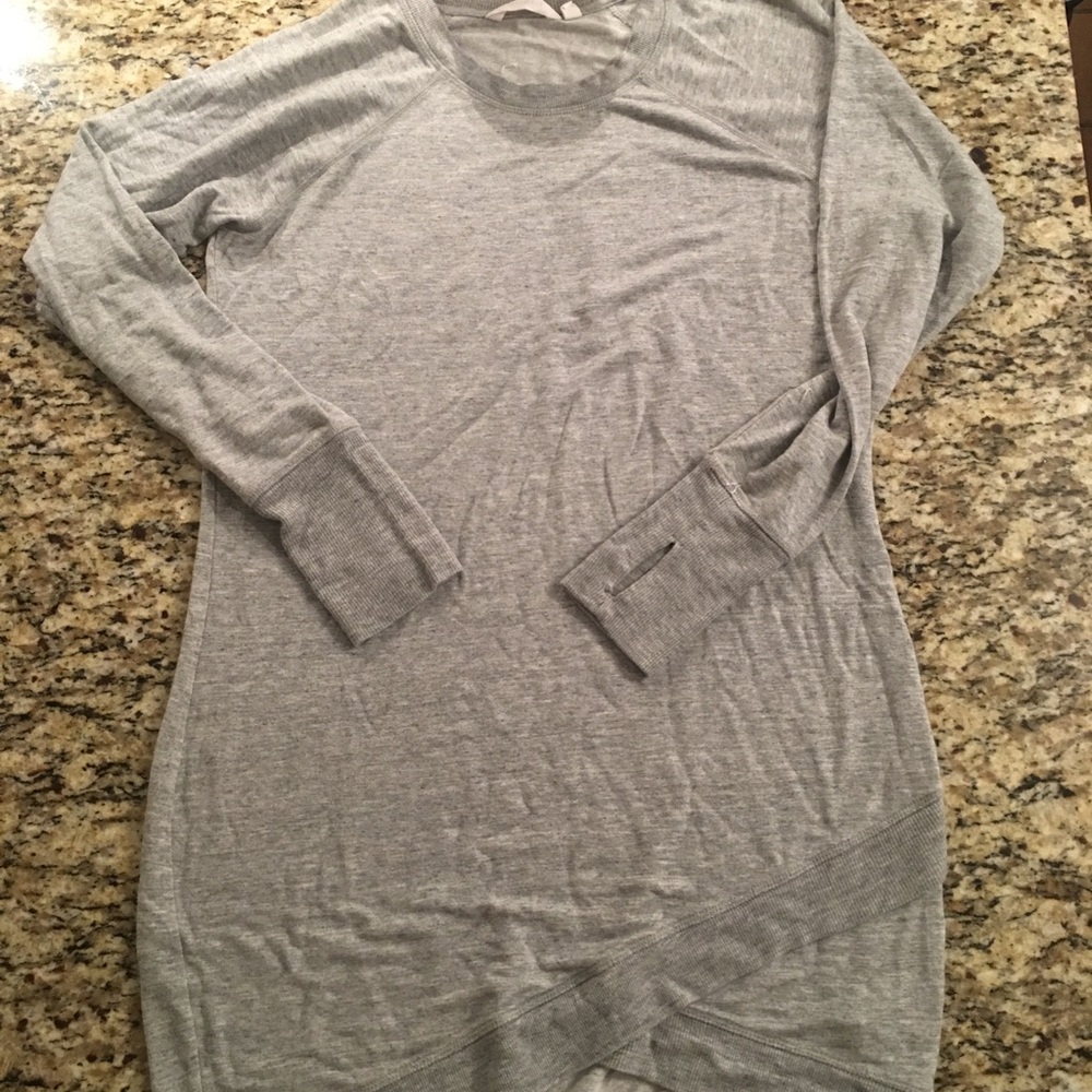 Athletes long sleeve top